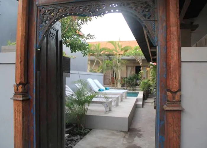Pensión Sadana Bali 3*